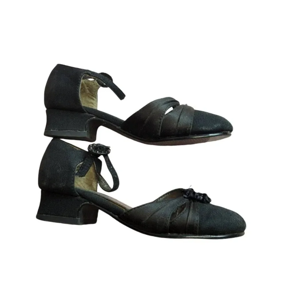 Kenneth Cole Reaction black sandals 7.5